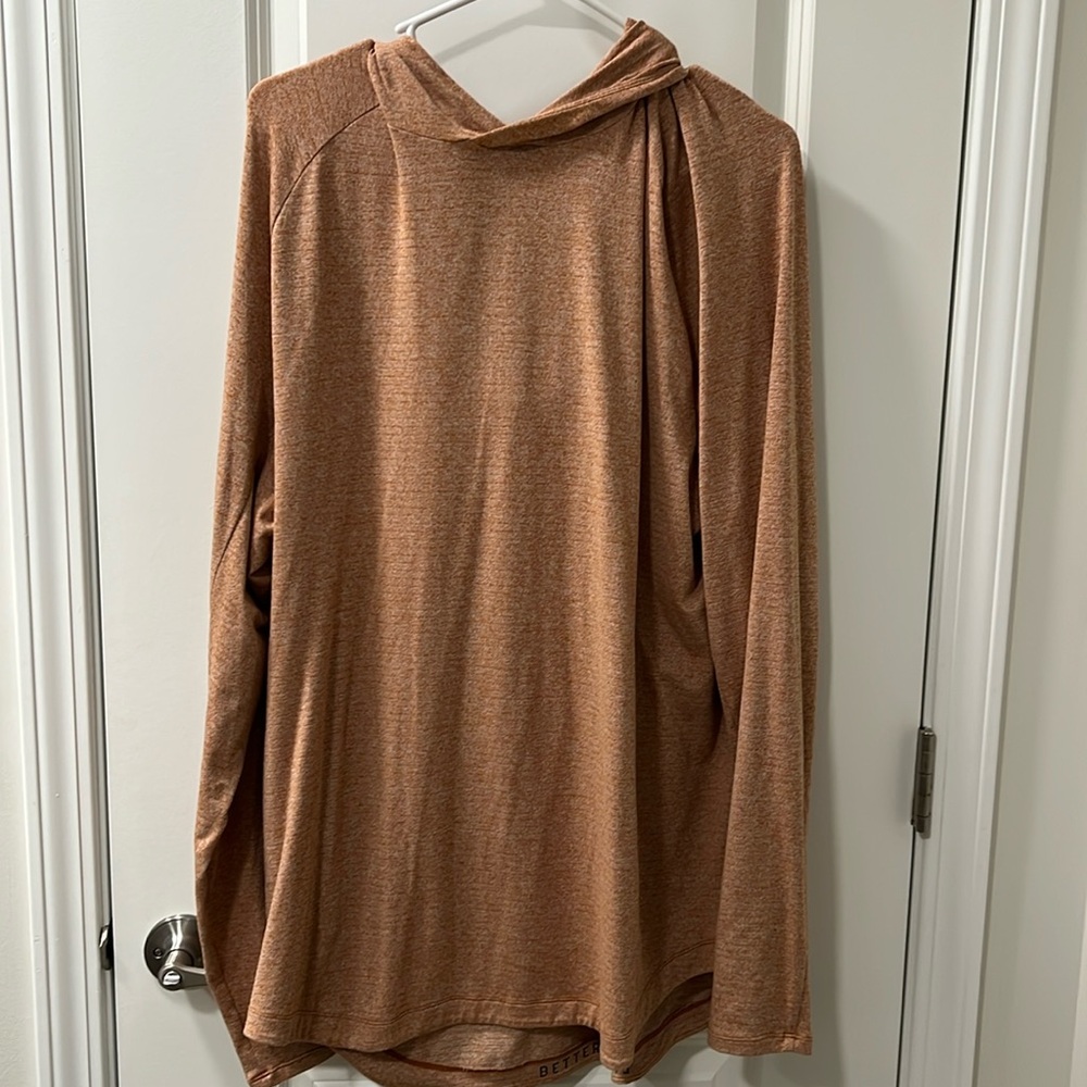 Lululemon license to train hoodie